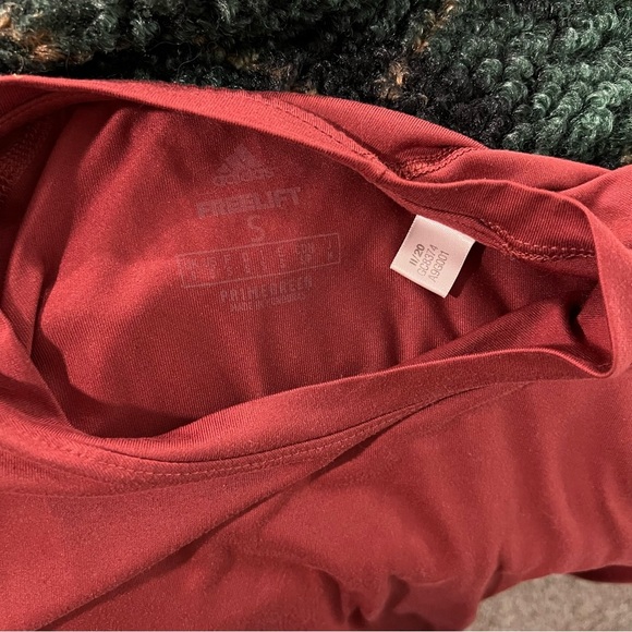 Adidas men Red workout T-Shirt size small loose fitted like new casual wear - Picture 5 of 5